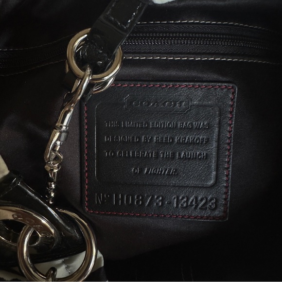 RARE Limited Edition Coach x UFC bag - Picture 4 of 16